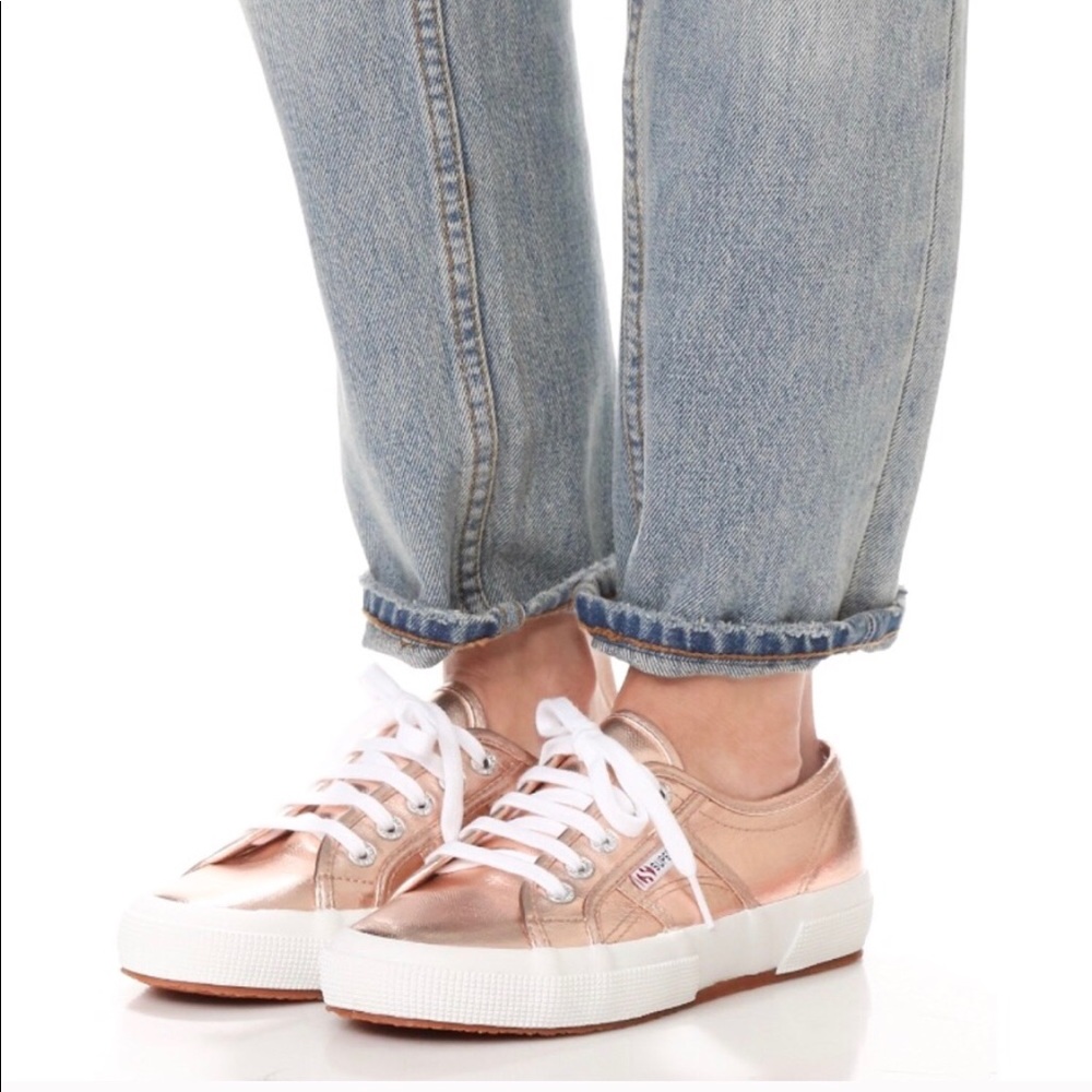 Superga Rose Gold Sneaker!